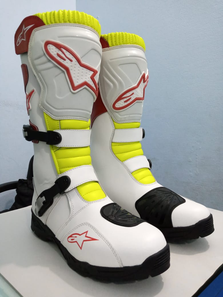 BOTTE EN CUIR DE COURSE DE MOTO MN-06