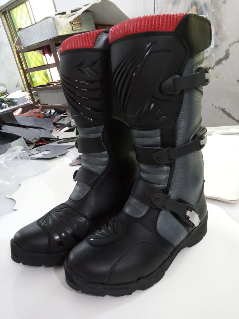 Chaussures de sport de course de moto en cuir noir pour hommes, bottes longues, MN-03