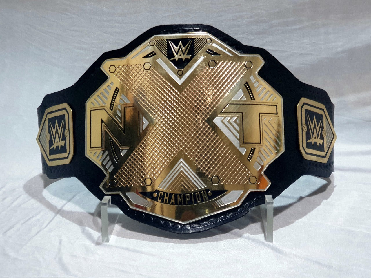 WWE World Heavyweight Championship Replica Title Belt-011